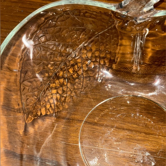 Apple Shaped Glass Bowl - Picture 2 of 6